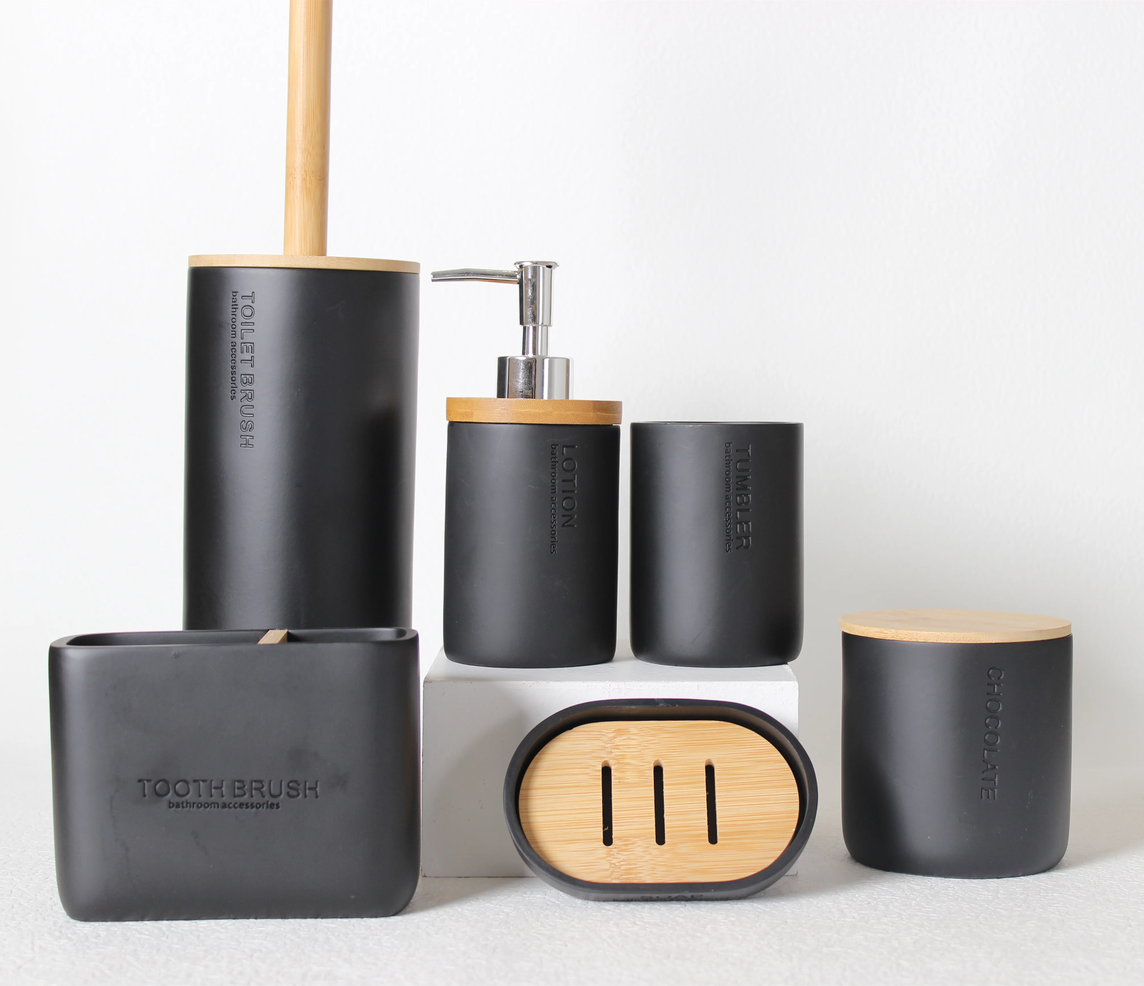 Luxury 6PCS Black Color Polyresin Bathroom Accessories Set Natural Bamboo Bath Set