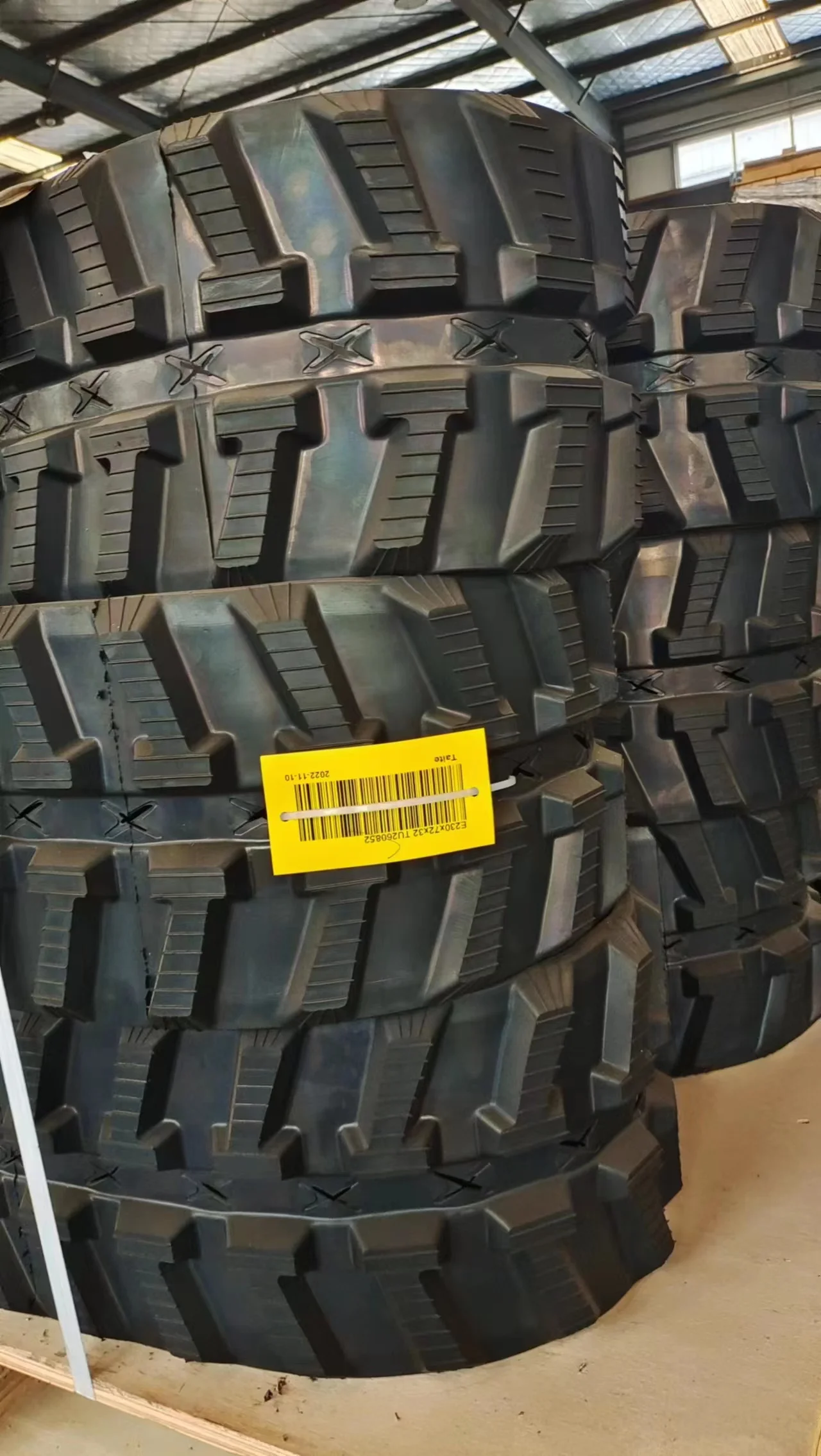 rubber track 230x72x32 for multifunctional crawler tracked machinery excavator robot undercarriage parts