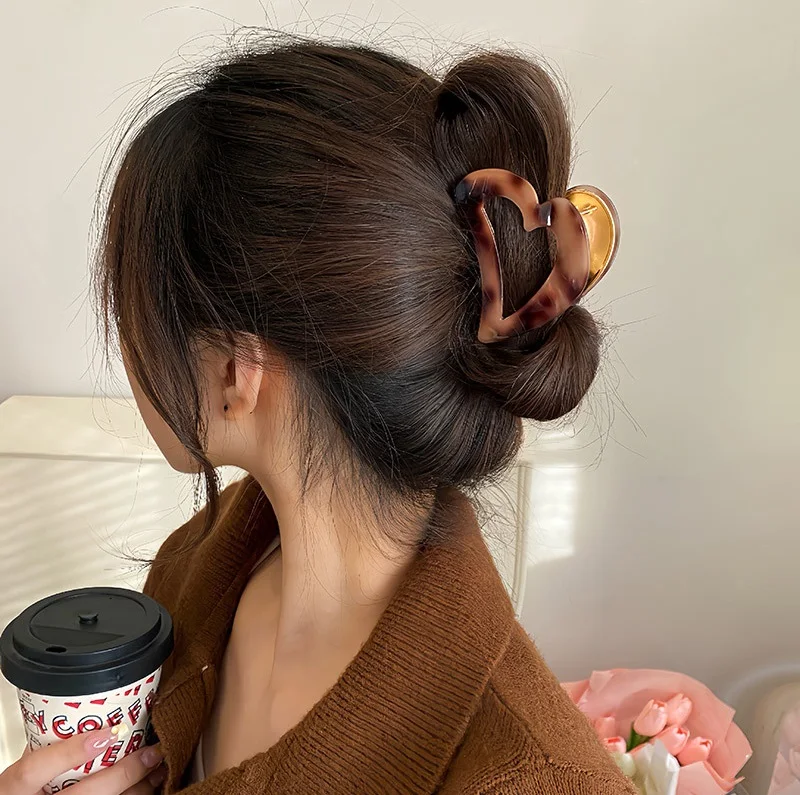 GEERDEN New Fashion Design Adult Acetate Heart Shape Hair Claw Elegant Acetate Acid Ponytail Clasp Hair Accessories