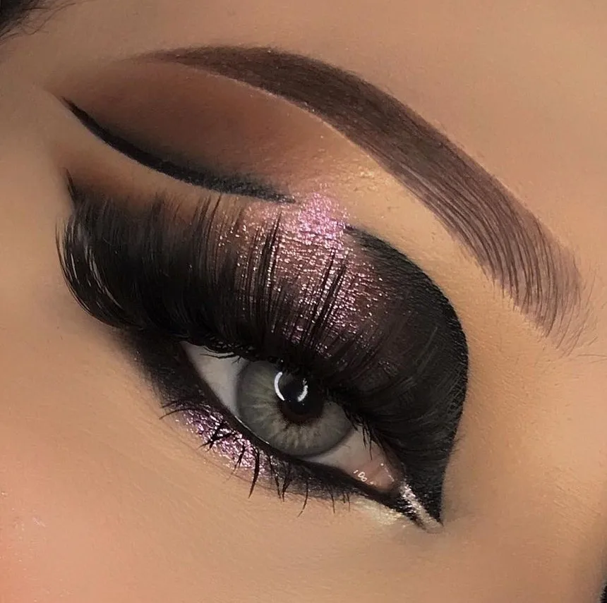 Hot Style Wholesale Color Contacts Natural Look China Yearly Eye Contact Lenses Fashion Cheap Eye Lens With Box