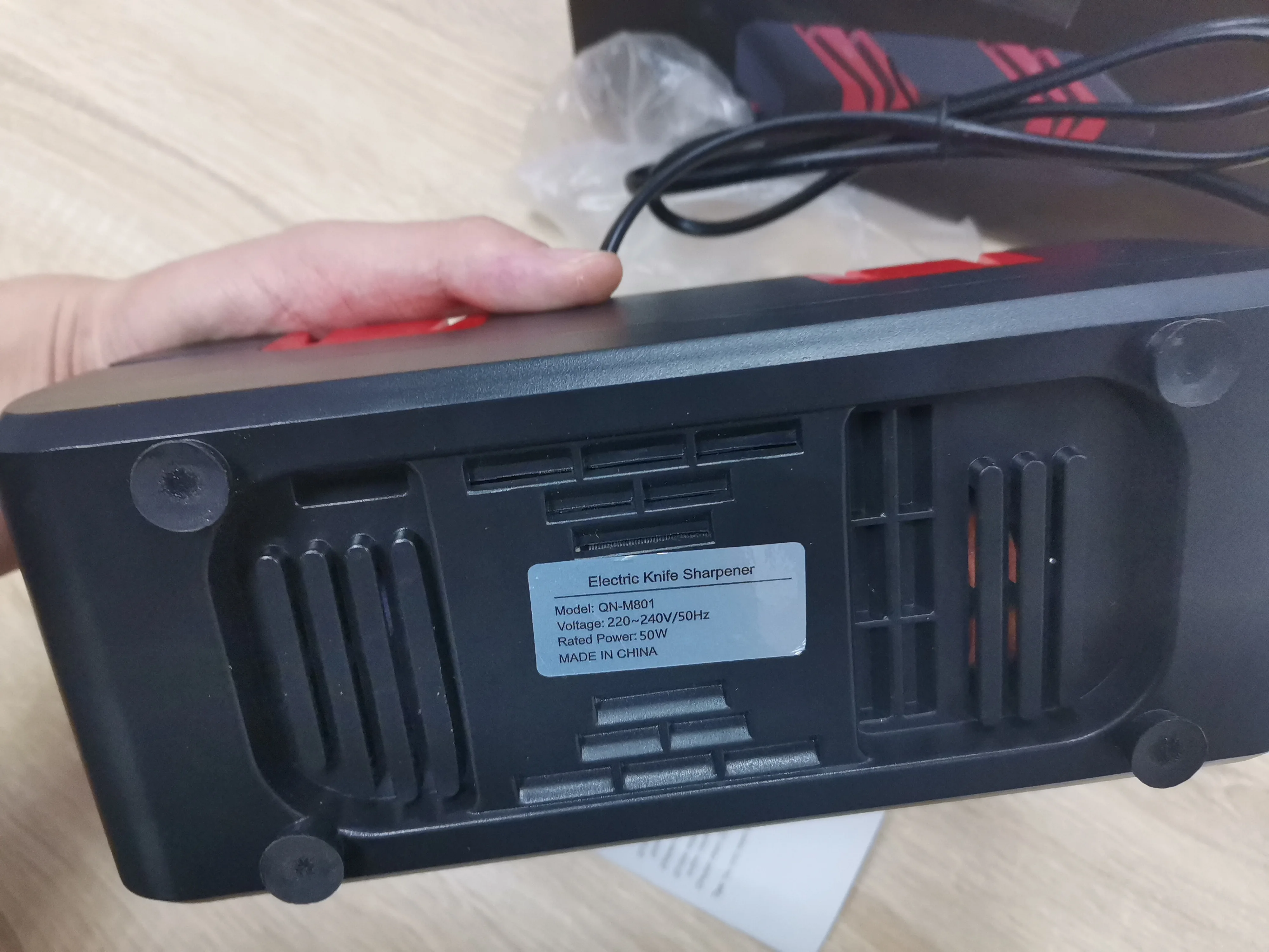 Hot recommend 110-230V knife sharpening machine 4 stage professional kitchen use Electric Knife Sharpener