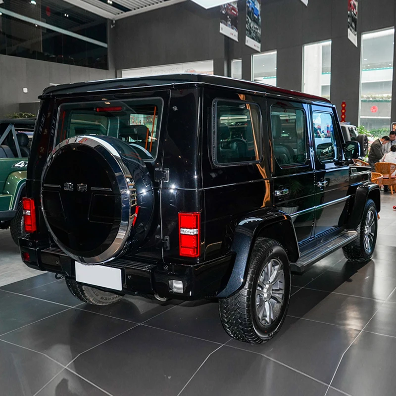 Лучшая цена Baic Bj80 2023 топливный бензиновый автомобиль сделанный в Китае 4x4 внедорожный для Пекина BJ80 Подержанный продажи