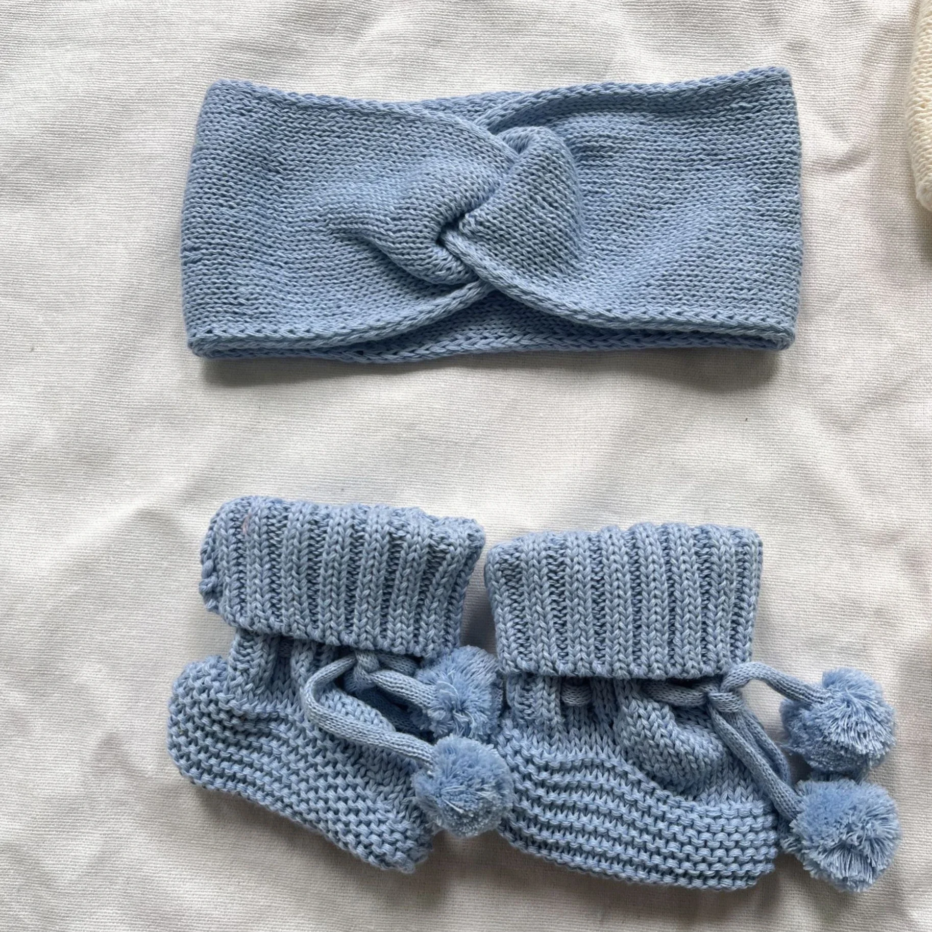 Newborn Baby Coming Home Outfit Gender Neutral Baby Booties Organic Cotton Knitted Socks