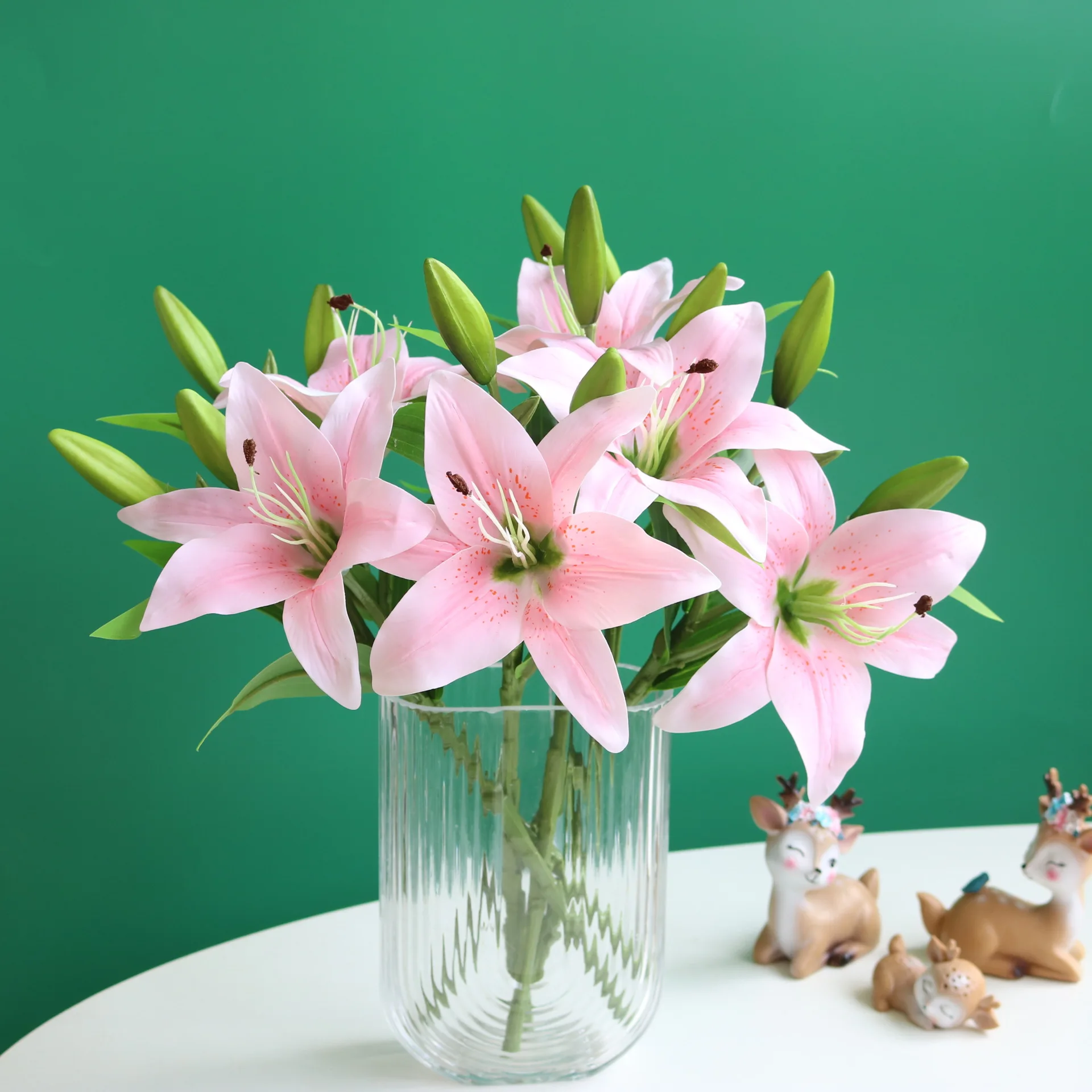 Single 3-head film feel short rod lily simulation flower plastic flower wedding decoration flower wholesale