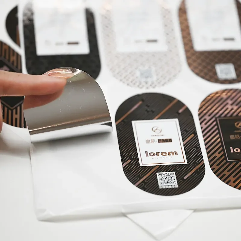 Custom Printing Waterproof Cosmetic Logo Sticker Vinyl Gold Foil Shampoo Stickers Roll Product Labels For Bottles