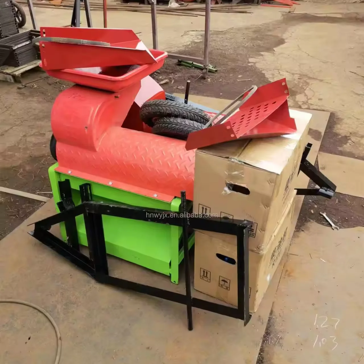 Mini maize thresher machine removing corn cob seed separator corn thresher machine maize threshing