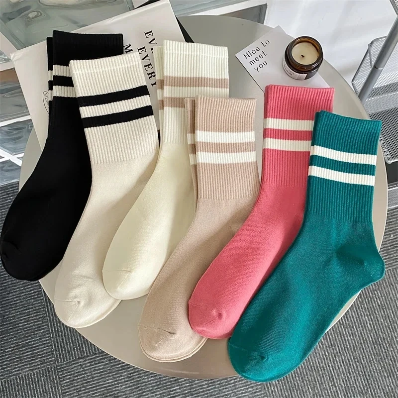 Women Socks Japanese Fashion Autumn New Novelty Candy Color Cotton Sports Crew Socks For Girls Preppy Style Striped Socks