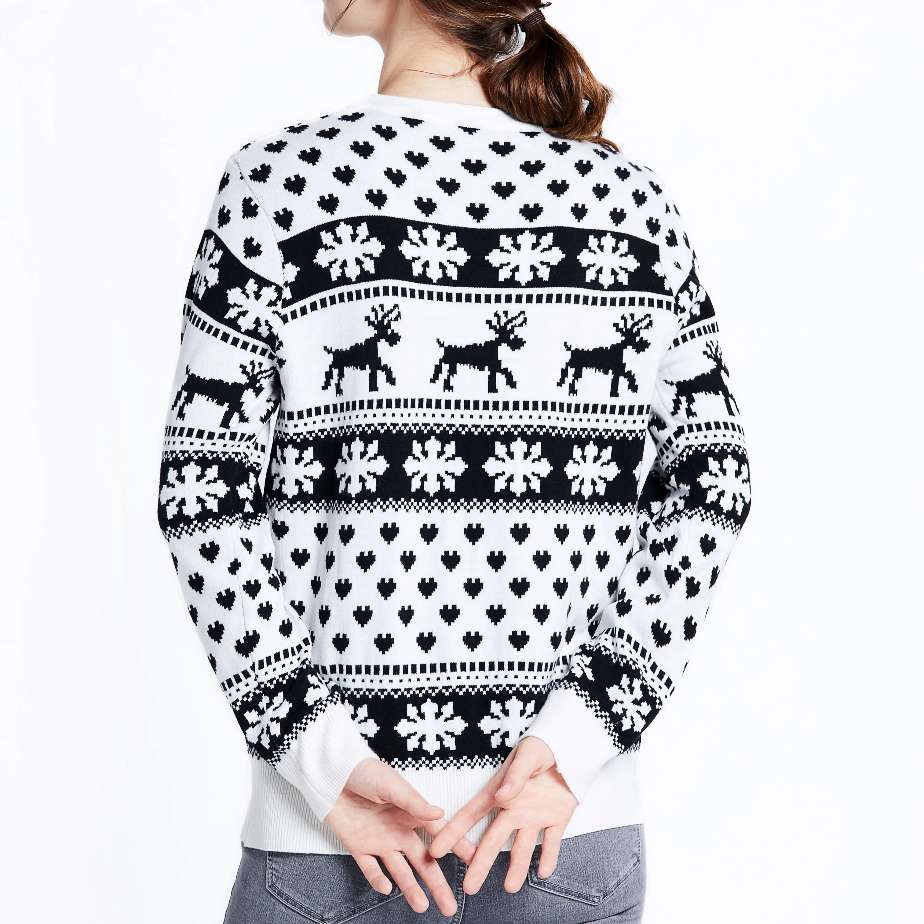 2020 New Design cheaper Autumn Winter Christmas ladies acrylic custom logo Knitted Sweater Woman Sweater