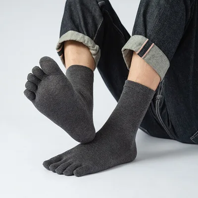 wholesale solid color breathable mens short sport socks 5 fingers cotton yoga toe socks