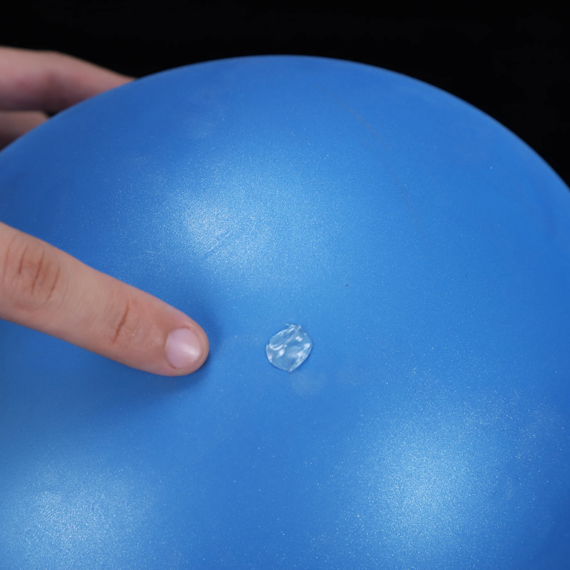 Glue dot double sided sticky dots for party using pasting balloons or past party decorate