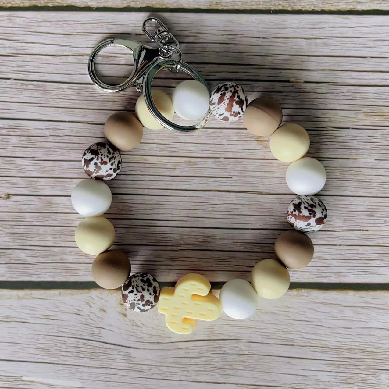 New Design Personalized Custom Silicone Beaded Bracelet Cups Cactus Silicone Wristket Keychain