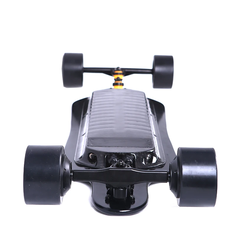 2022 high quality hub motor 1200W skateboard Top speed 45kms/h with hobbywing ESC in hot sales