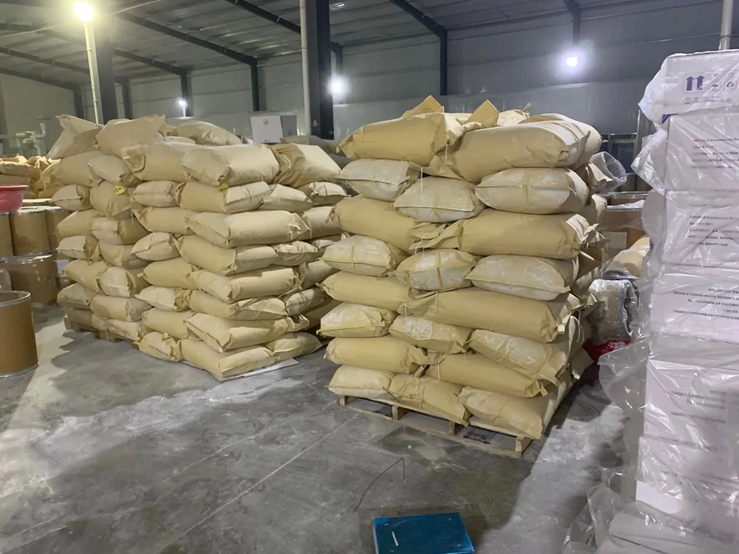 famoxadone 22.5% Cymoxanil 30%wdg Cymoxanil copper oxychloride