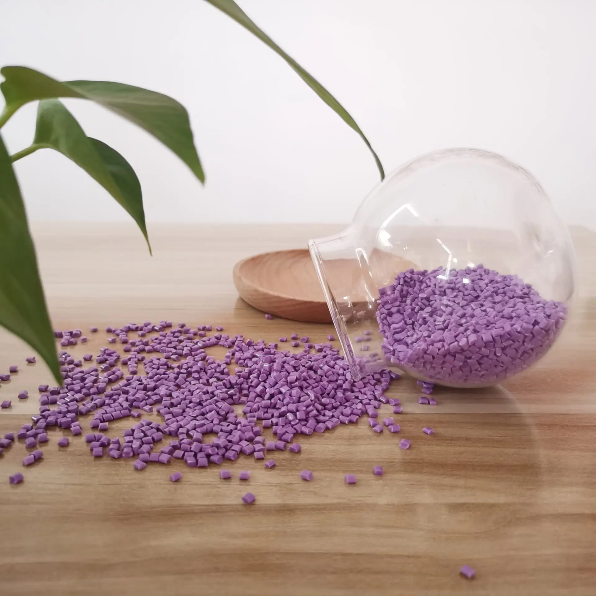 FR (X)  High gloss PC ABS Granules Easy Color PC ABS Granules Purple PC ABS Granules