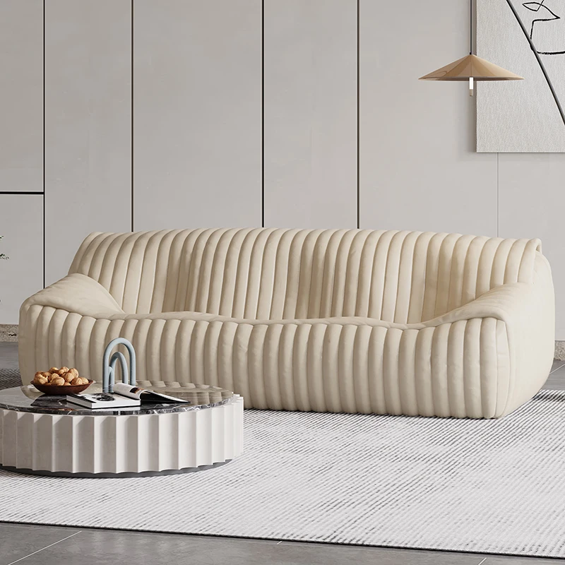 Cinna Leather Sofa Sandra by Annie Hieronimus