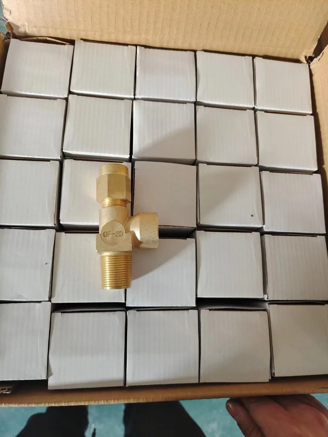 Gas cylinder valve QF-2C carbon dioxide brass valve for oxygen cylinder gas valve industrial and LPG gases brass regulator