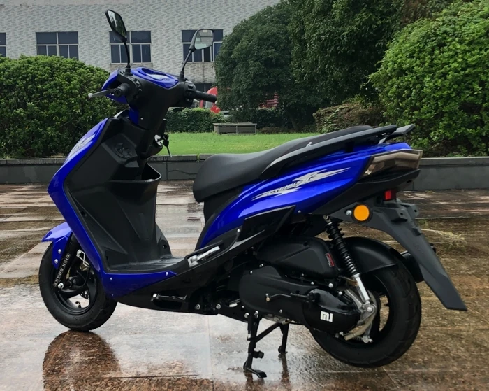 Custom Motorcycles & Scooters Gas Scooter with Automatic Transmission for Petrol Motorcycles