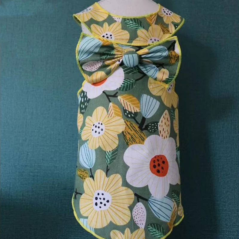 
2021 Hot Sell Manufacturers Wholesale Puppy Cute Lovely Design New Cat Dress Pet Dog Luxury Summer Clothes 