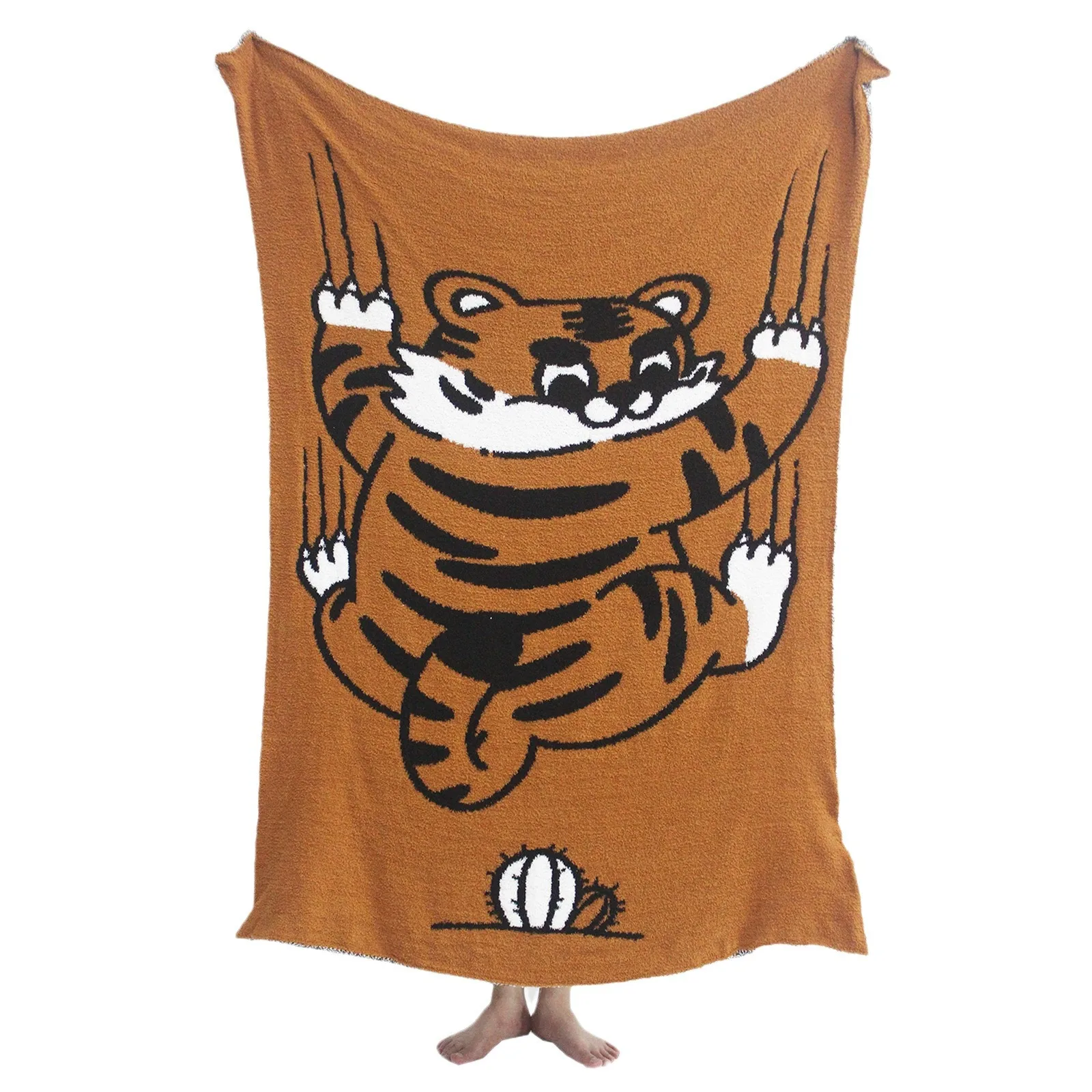 Chunky Tiger Print Knitted Blankets For Beds Manufacturers Animal Pattern Blankets For Winter