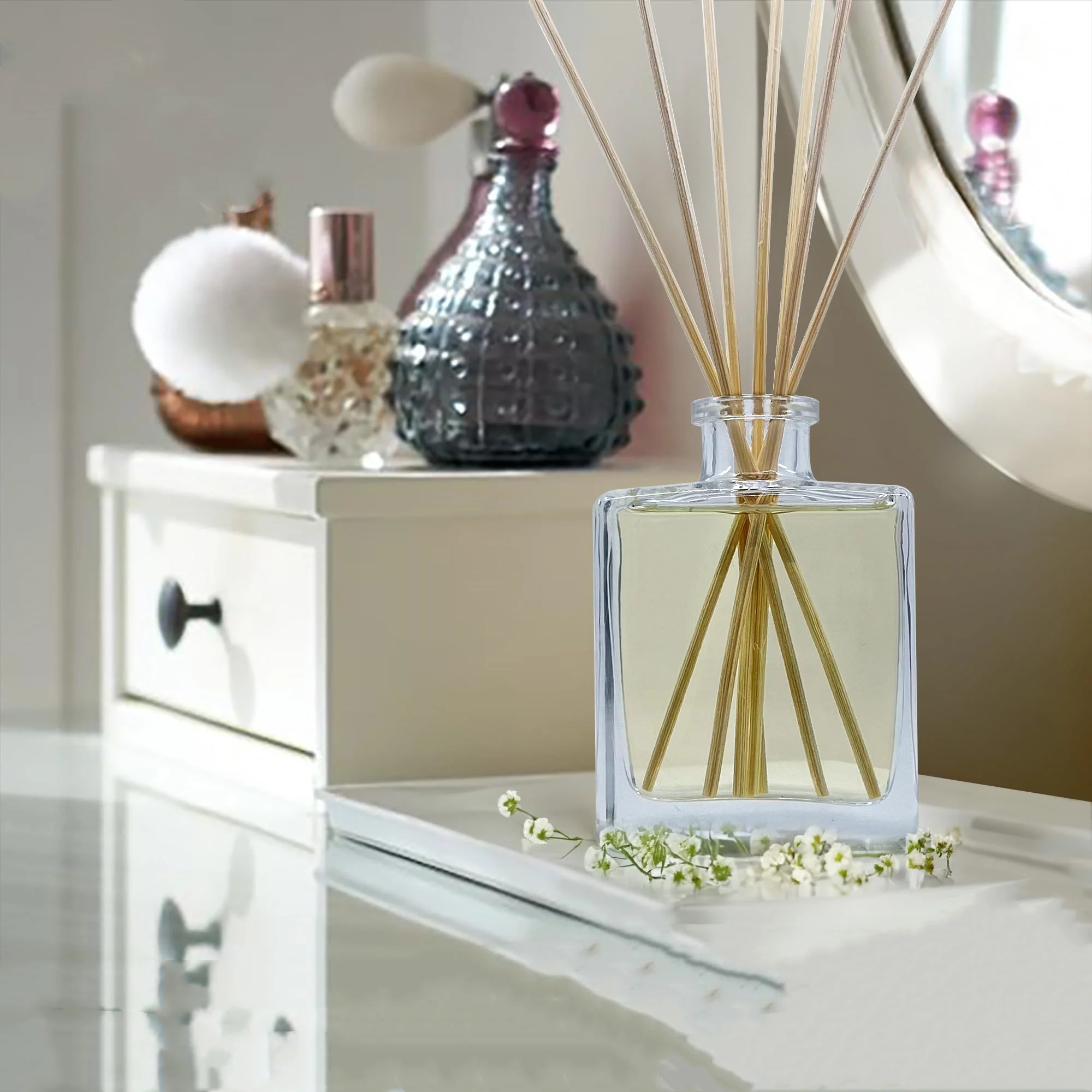 High Quality 120ml Crystal Clear Glass Hotel Room Reed Diffuser Custom Bulk Liquid Rattan Essential Oil Scrub Spray Perfume