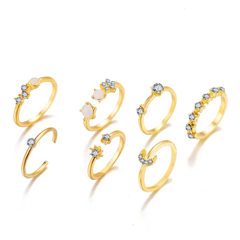 
Wholesale 2020 New Trendy 18K Gold Plated Hollow Star Wave Crystal Jewelry Customized Men Women Simple Fashion Rings 