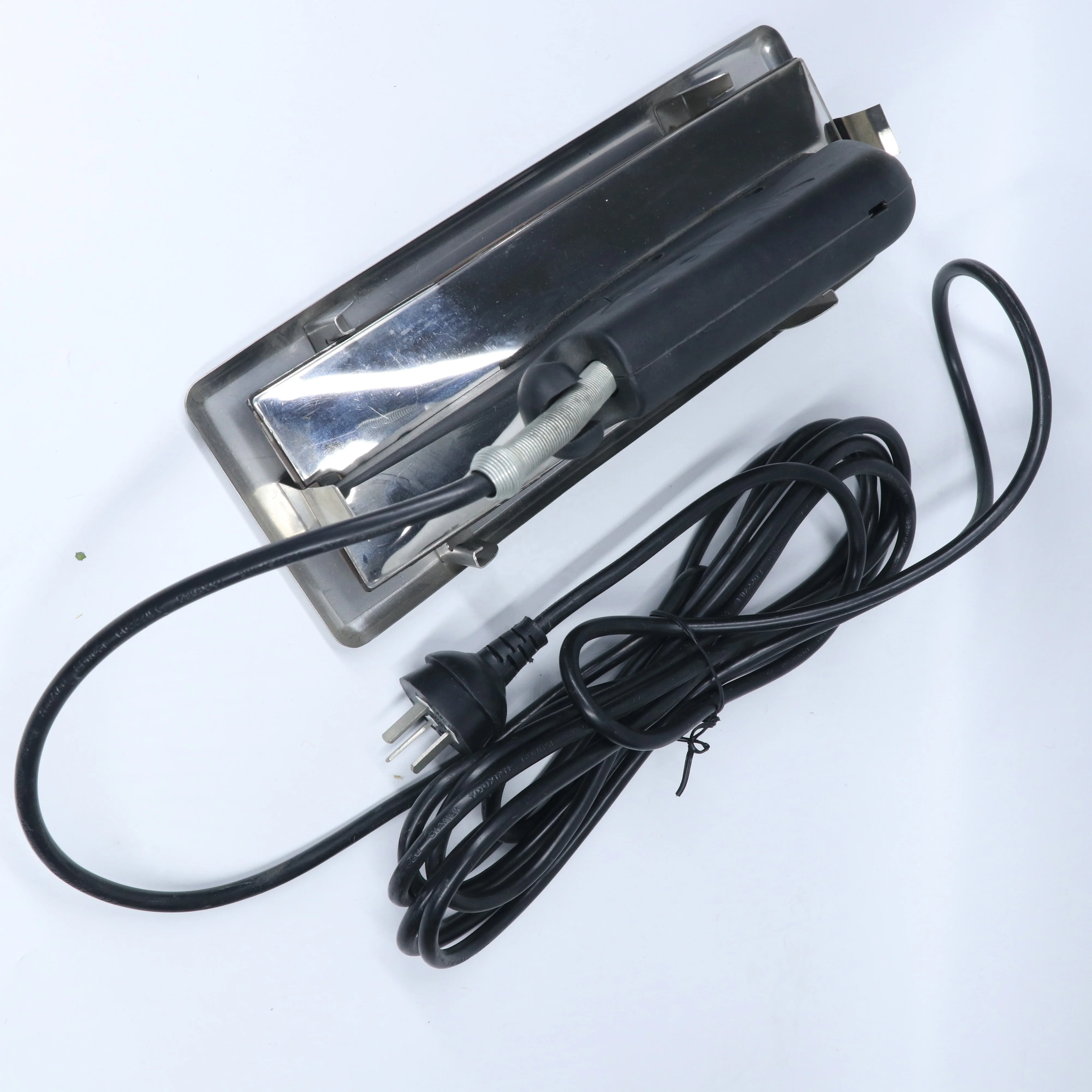 carpet seaming iron for carpet installation