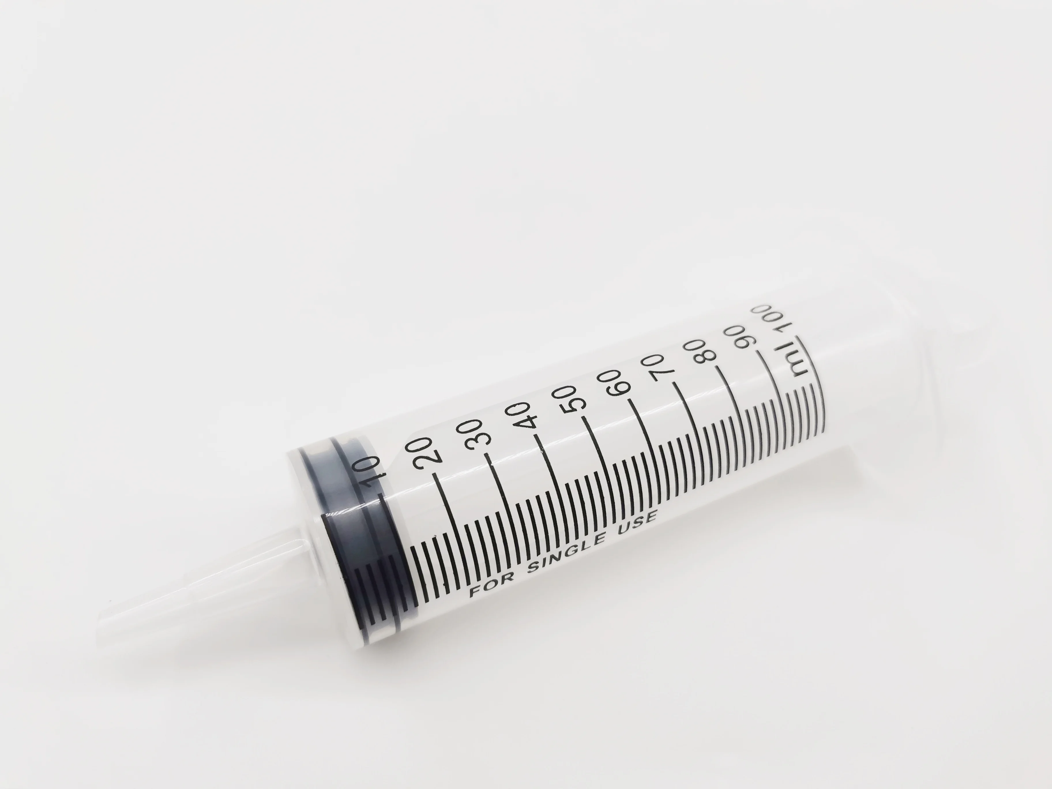 100ml cc large size irrigation syringe