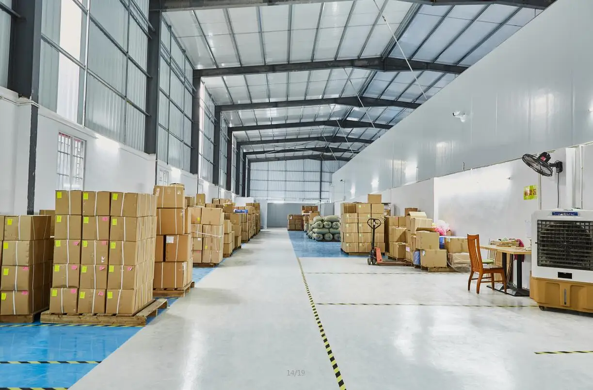 50ml square Travel Split bottling  pink mini Butterfly lid shampoo Split bottling bottle custom plastic bottles wholesale