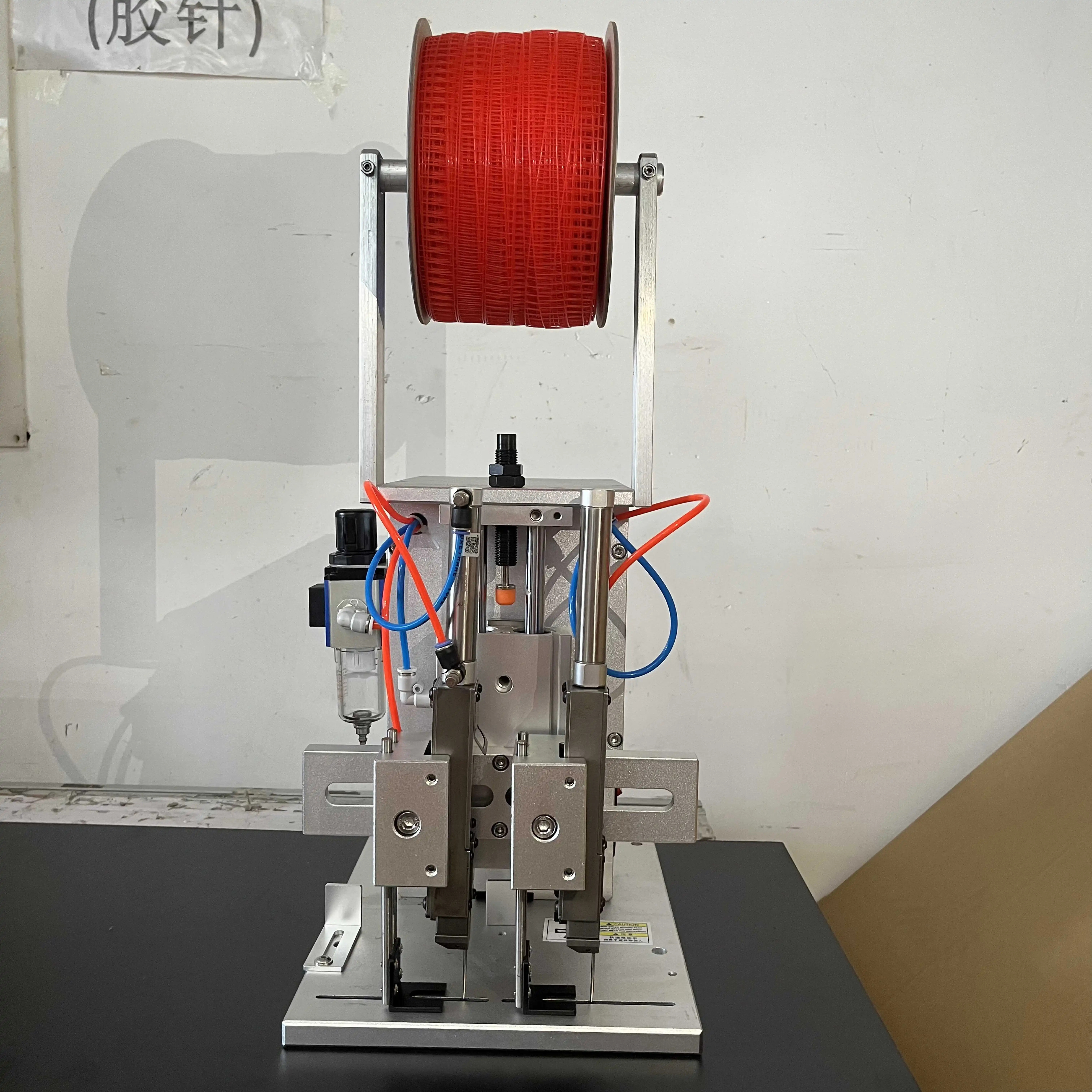 Good quality of tagging pin beautiful sock packing machine Penumatic Tagging machine