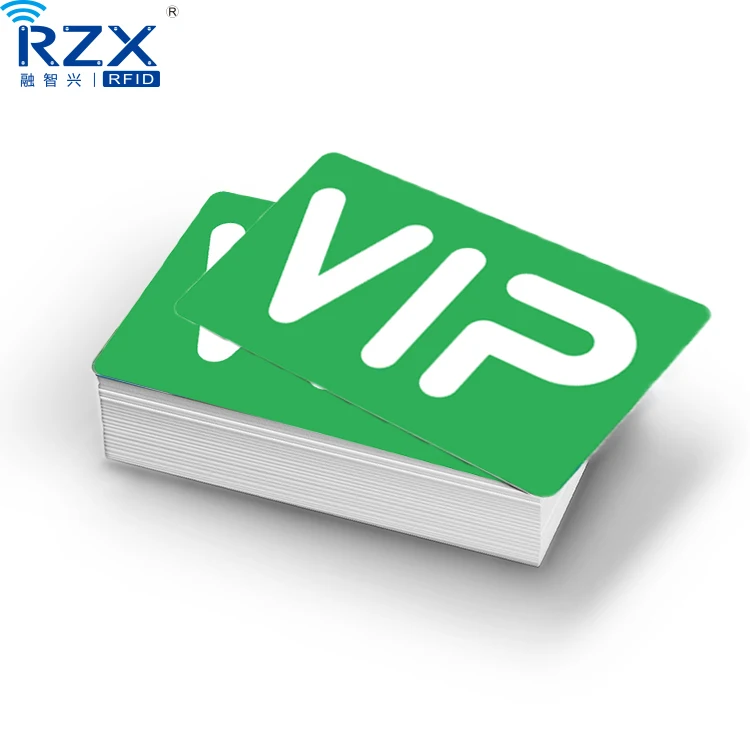 Индивидуальная глянцевая/матовая пластиковая карточка для