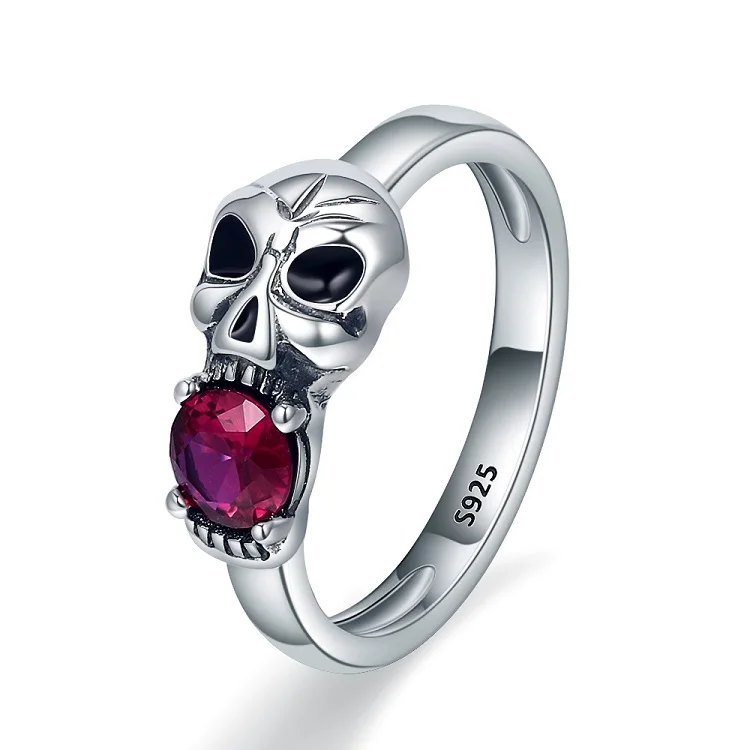 skull ring (1).jpeg