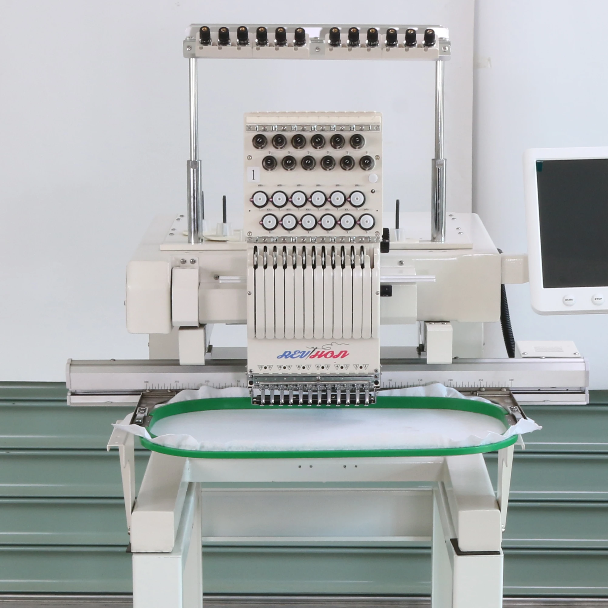 QHM design ladies suits computerized 3D flat/cap Embroidery Machine For Sale