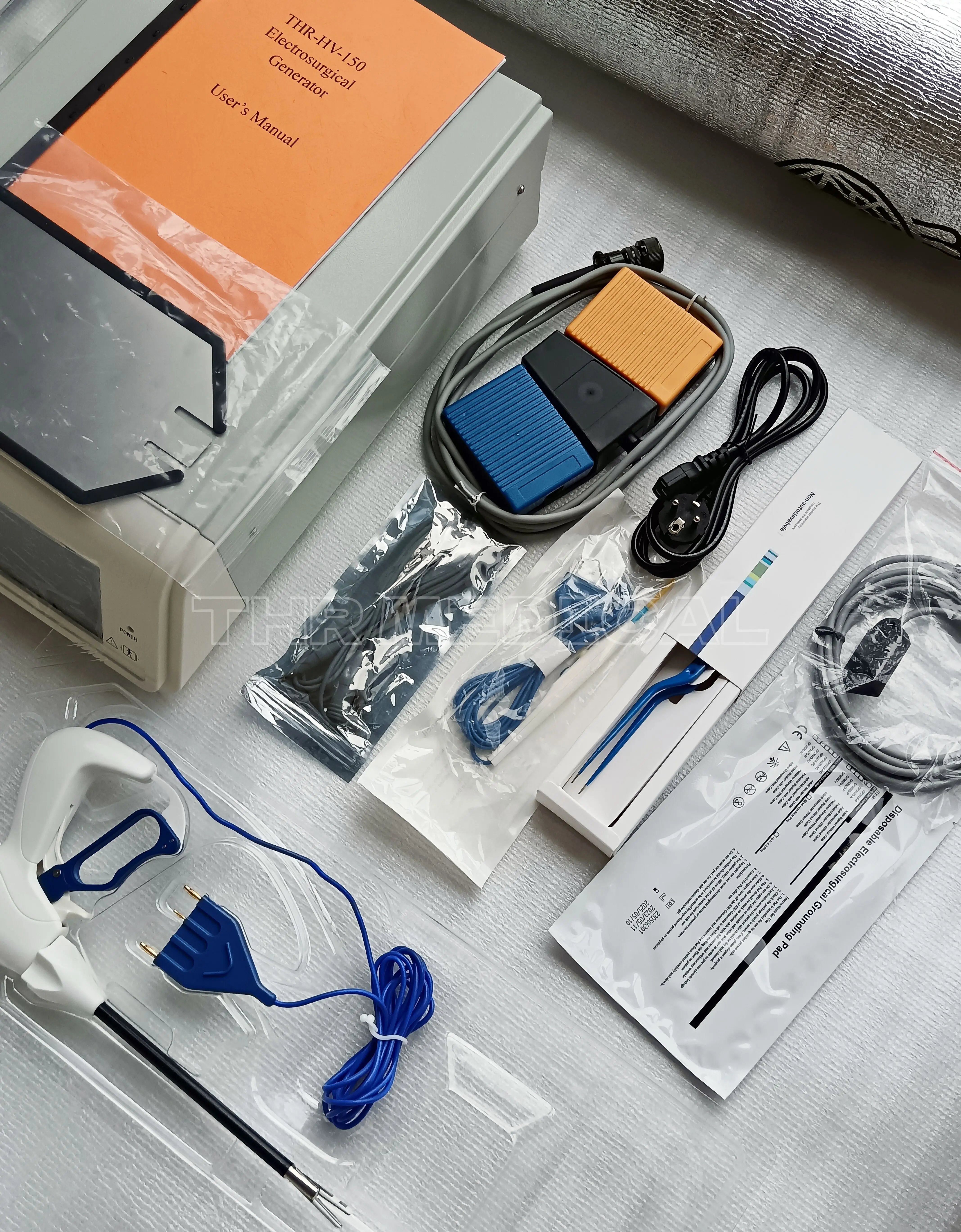 THR-HV150 Medical Equipment  Electrosurgical Unit with Ligasure Surgical Diathermy Cautery Machine