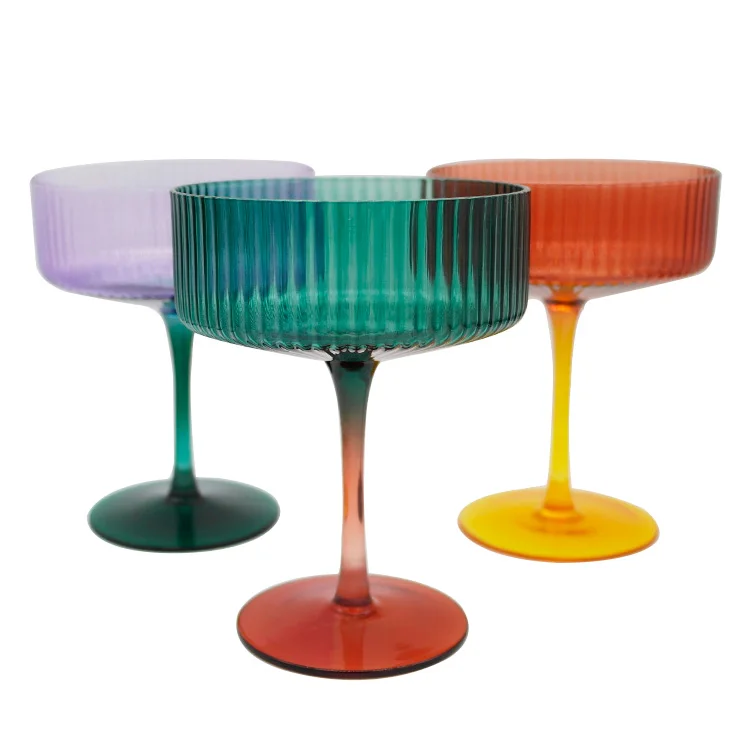 Бокал для коктейлей