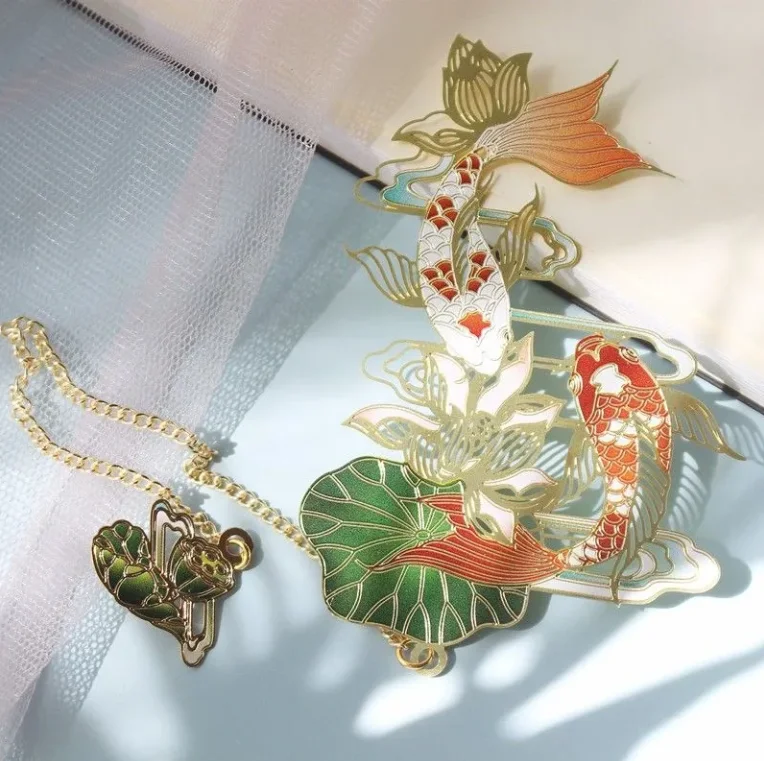 Подарок для студентов в китайском стиле, сувенирная латунная металлическая Закладка в форме листа лотоса, карпа