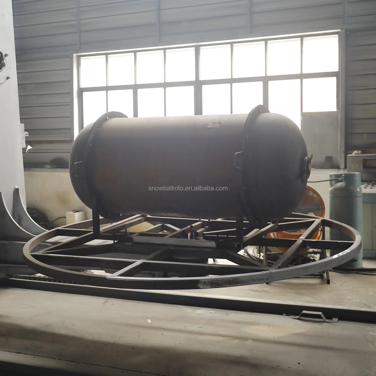 Cooler Boxes Making Machine Rotational Molding Machine