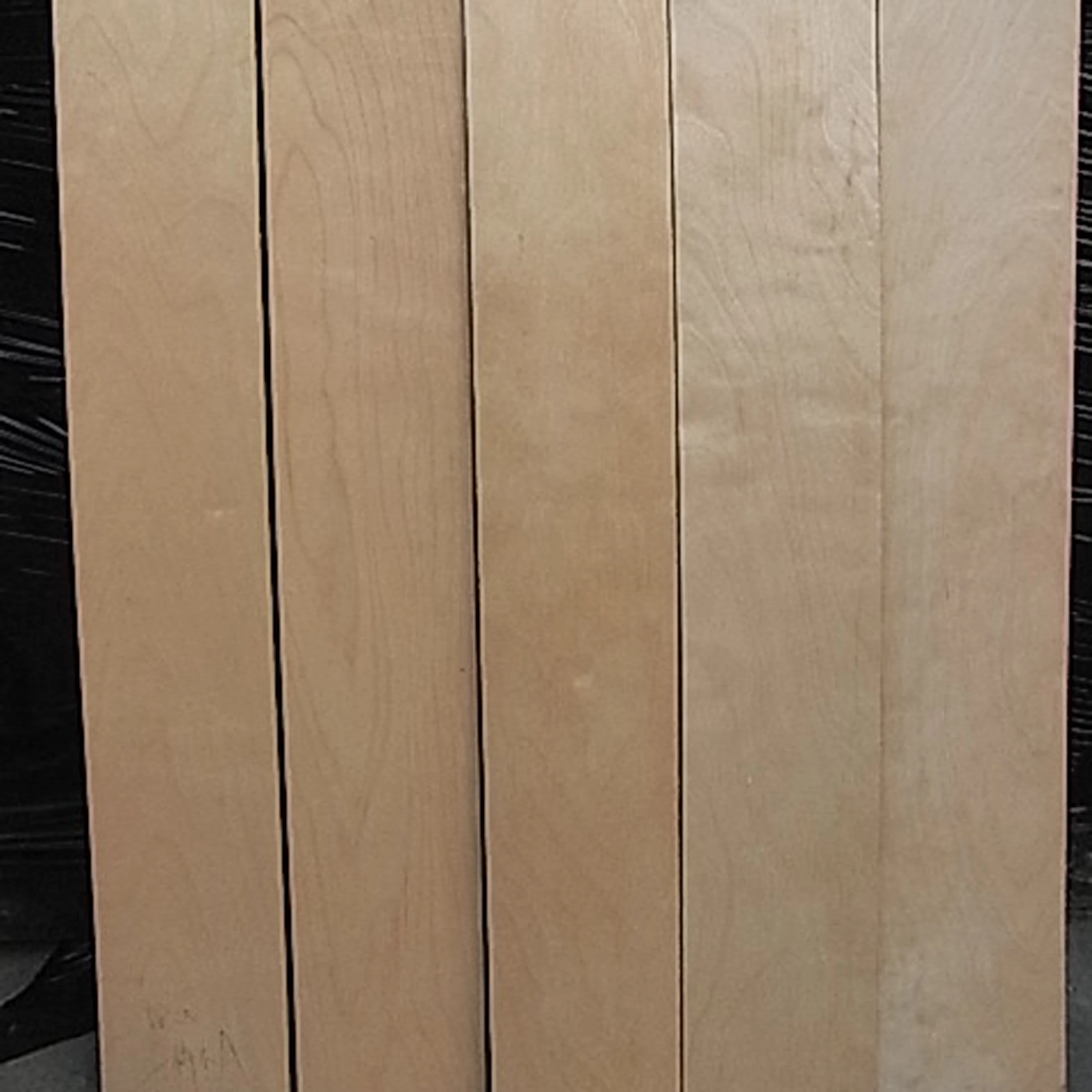 2mm Natural  Birch Flooring Wood Veneer with Best Price