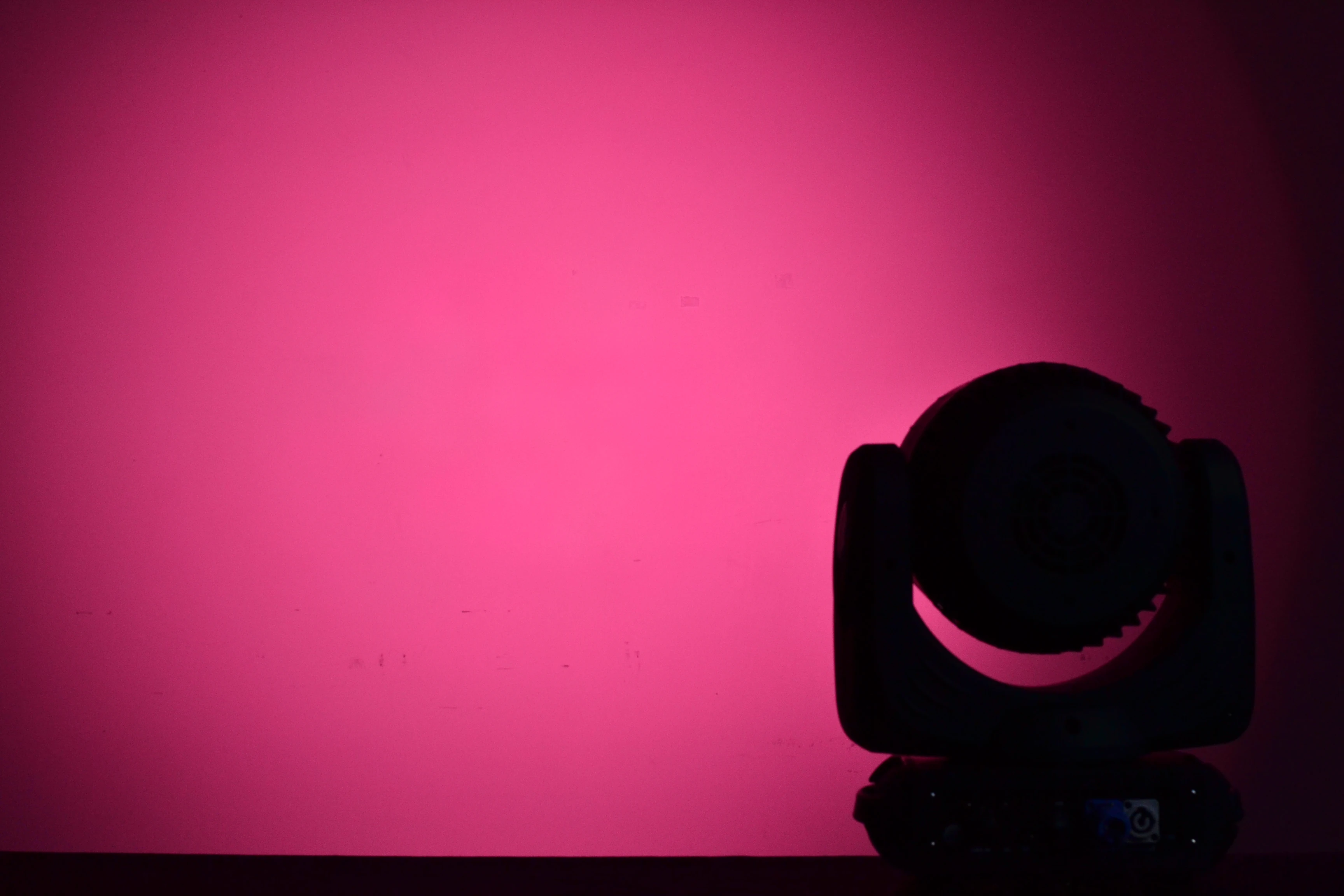 Подвижная головка Martin Mac Aura XB 19x15w