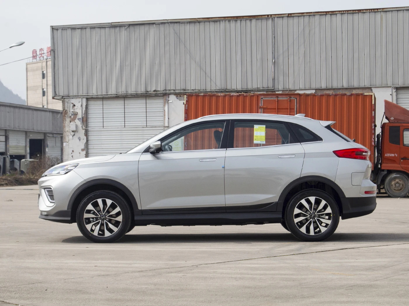 Spot 2022 weltmeister ex5 new energy  electric car  high speed suv with sunroof used new car