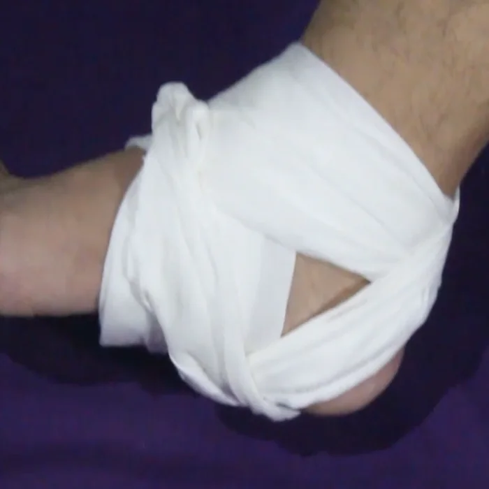 
Cotton 60x58mesh gauze triangular bandage size 90x90x127cm bleached or non bleached 