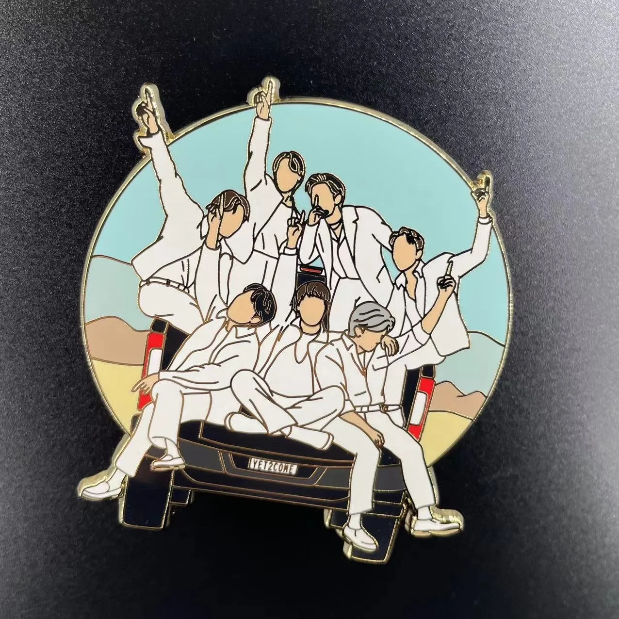 Wholesale No Minimum Metal Pins Supplier Glitter Brooch Hard Enamel pin Soft Lapel Badge Manufacturer Custom Enamel Pin