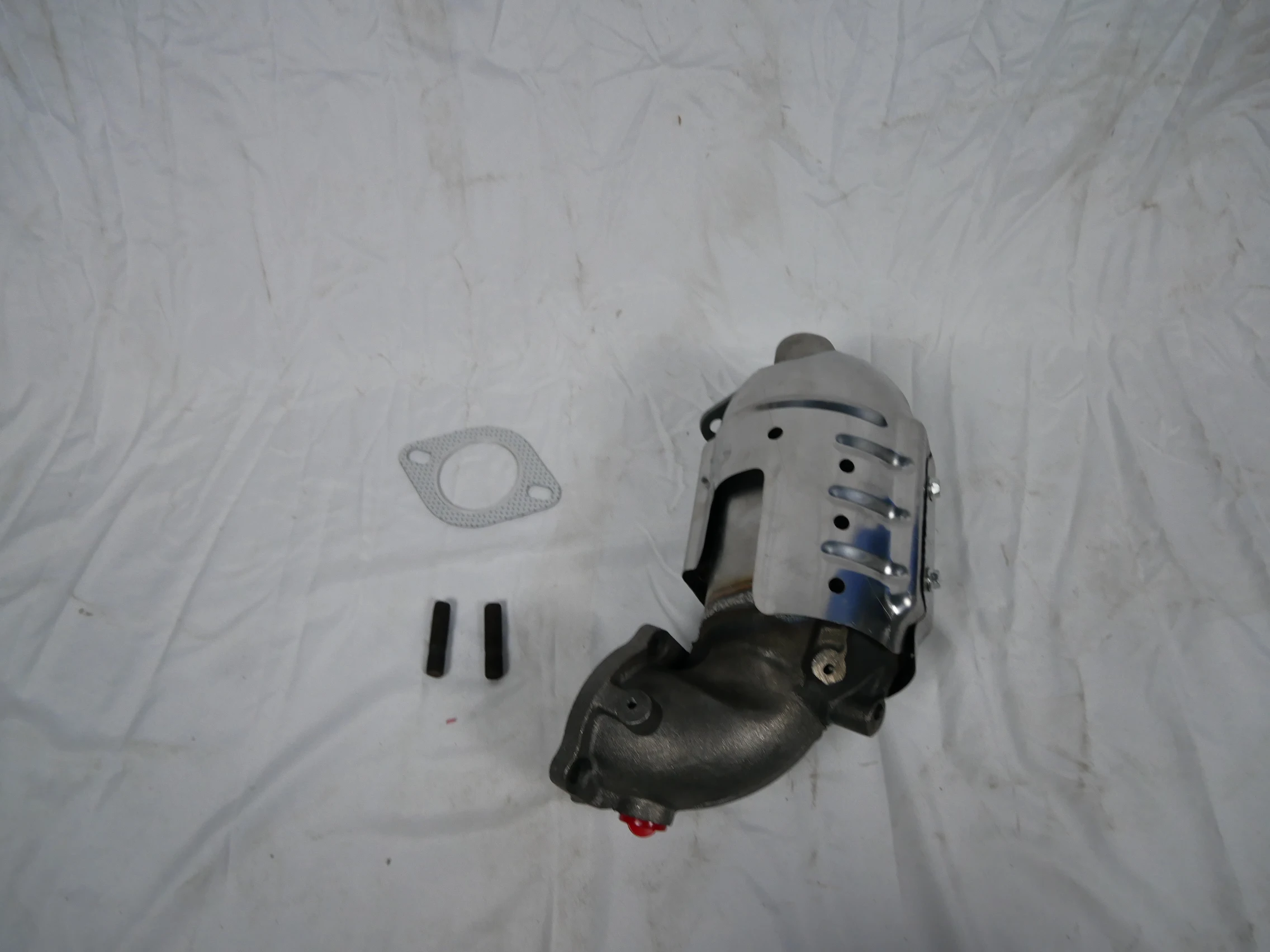 automobile purification exhaust pipe euro4/5 catalyst for Hyundai Tucson 1.6T catalytic converter