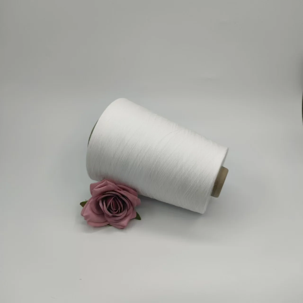 Soft hygroscopic High elasticity  100% PLA yarn For Knitting Weaving