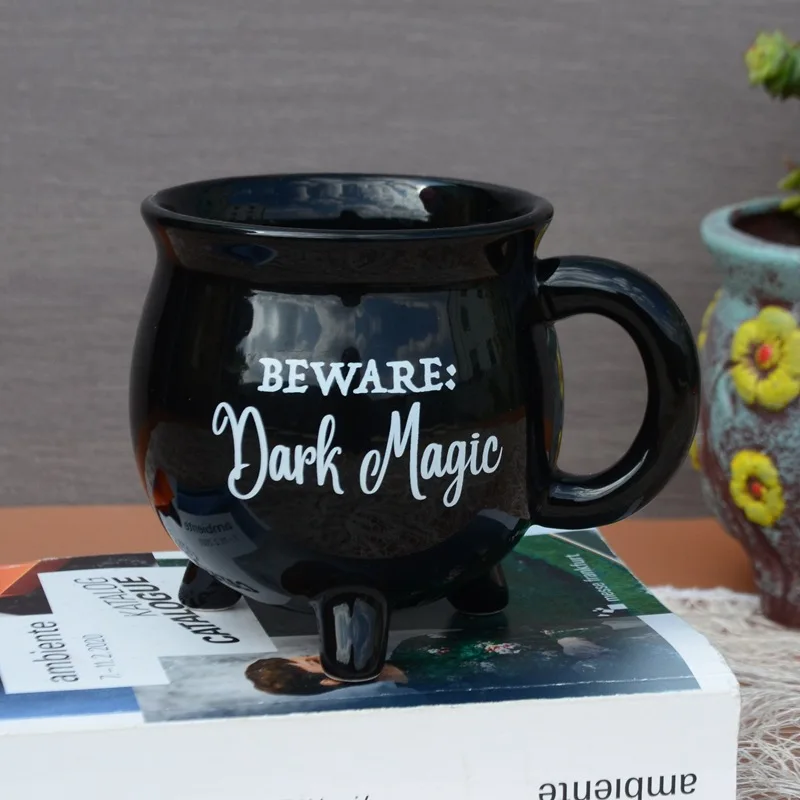 Подарочные изделия керамическая чашка witches brew белая и черная кофейная кружка с колпаком ведьмы