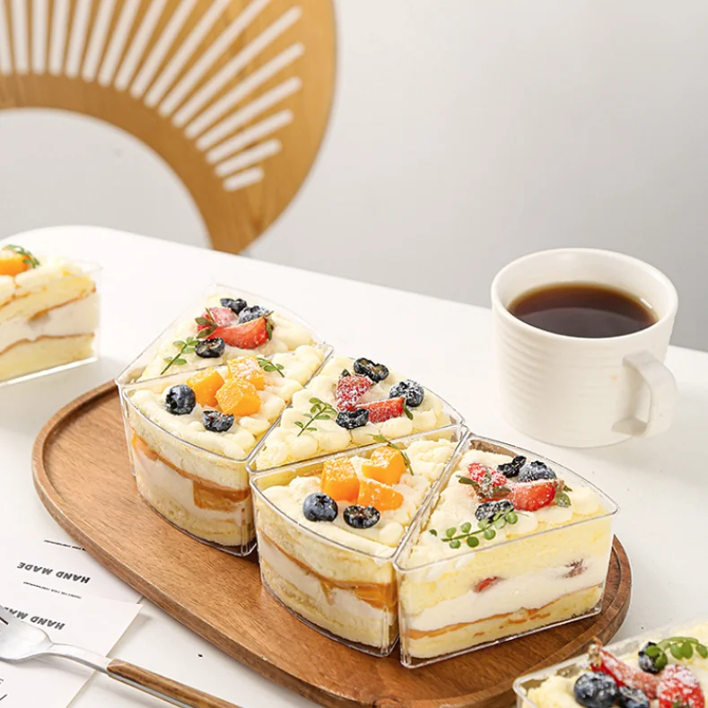 140 ml Disposable Triangular PS Cup for Mousse Pudding Jelly Tiramisu 6-inch Cake Plastic Cup Cake Holders