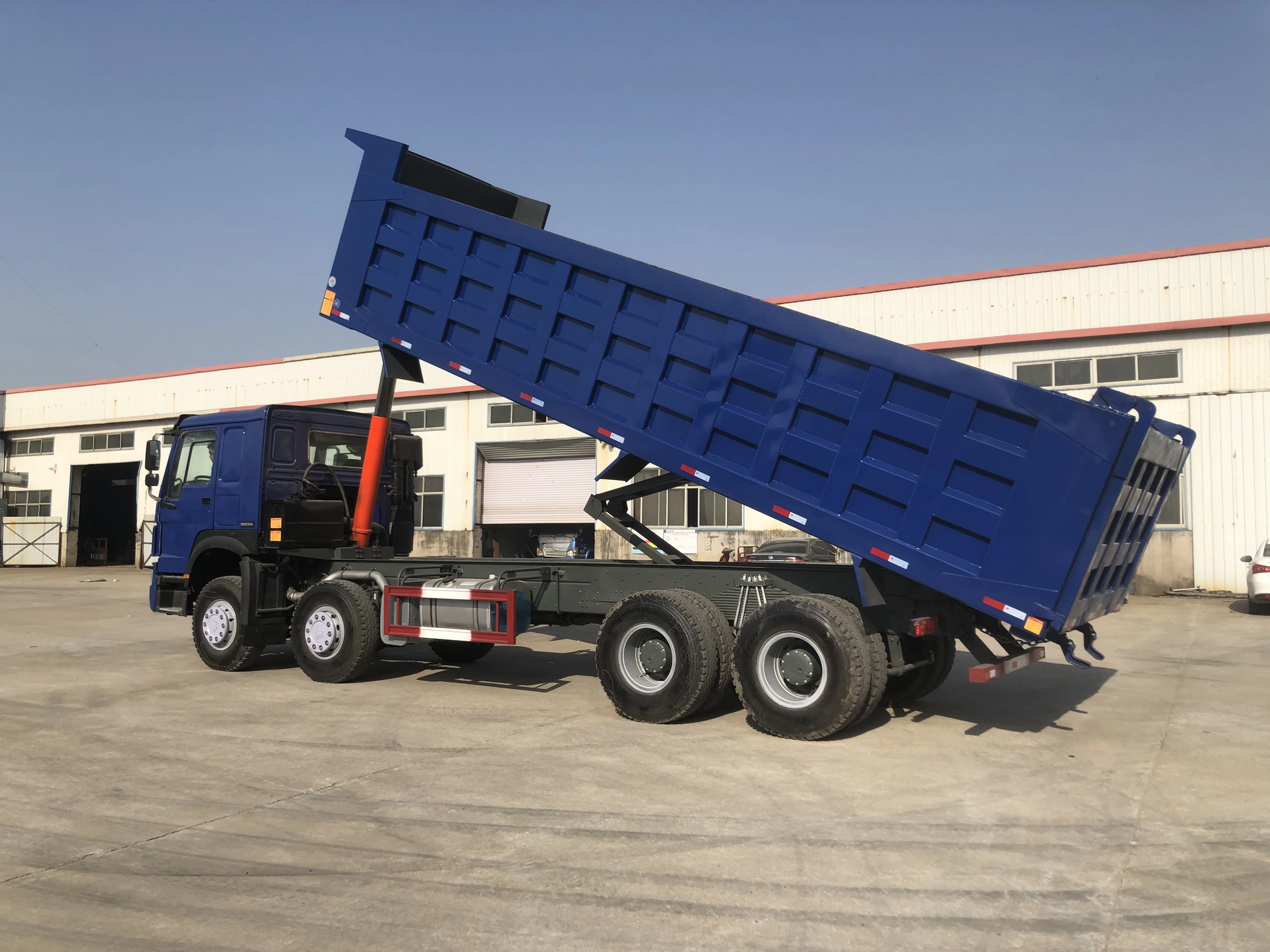 hot sell Chinese make SINO truck sinotruck sinotrucks howo375 howo371 375 371 371hp 375hp dumper dump truck loading trucks
