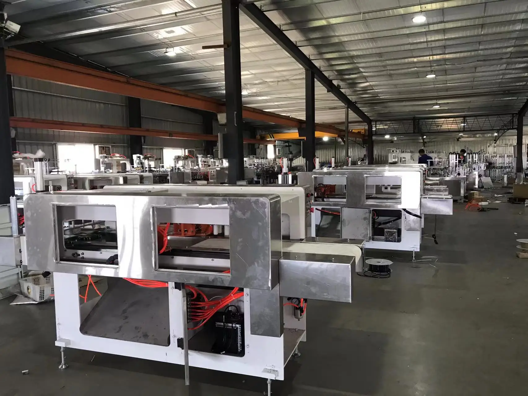 Машина для изготовления рабочих перчаток, автоматическая работа