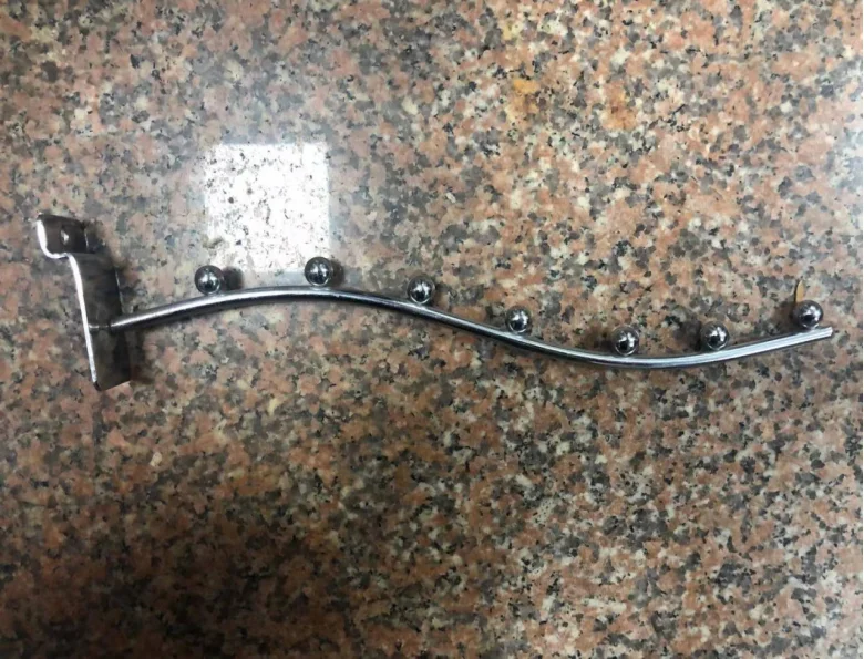 Hot sale slot plate hooks, electroplating hanger for exhibition,iron plated chrome slatwall display accessories, clavo de mallas