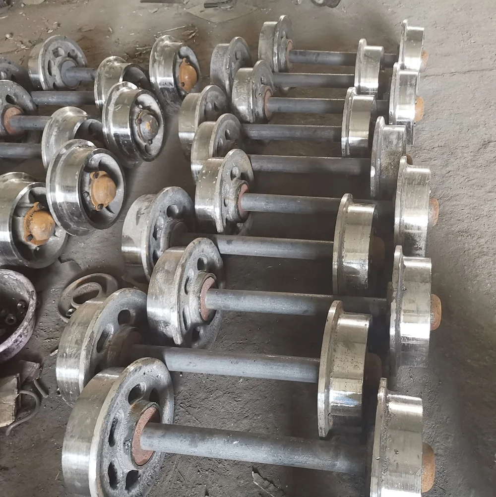 High Quality Plain Rolling Bearing Run And Turn Mining Cars Wheelset Iron Mine Cart Wheel Set For Sale