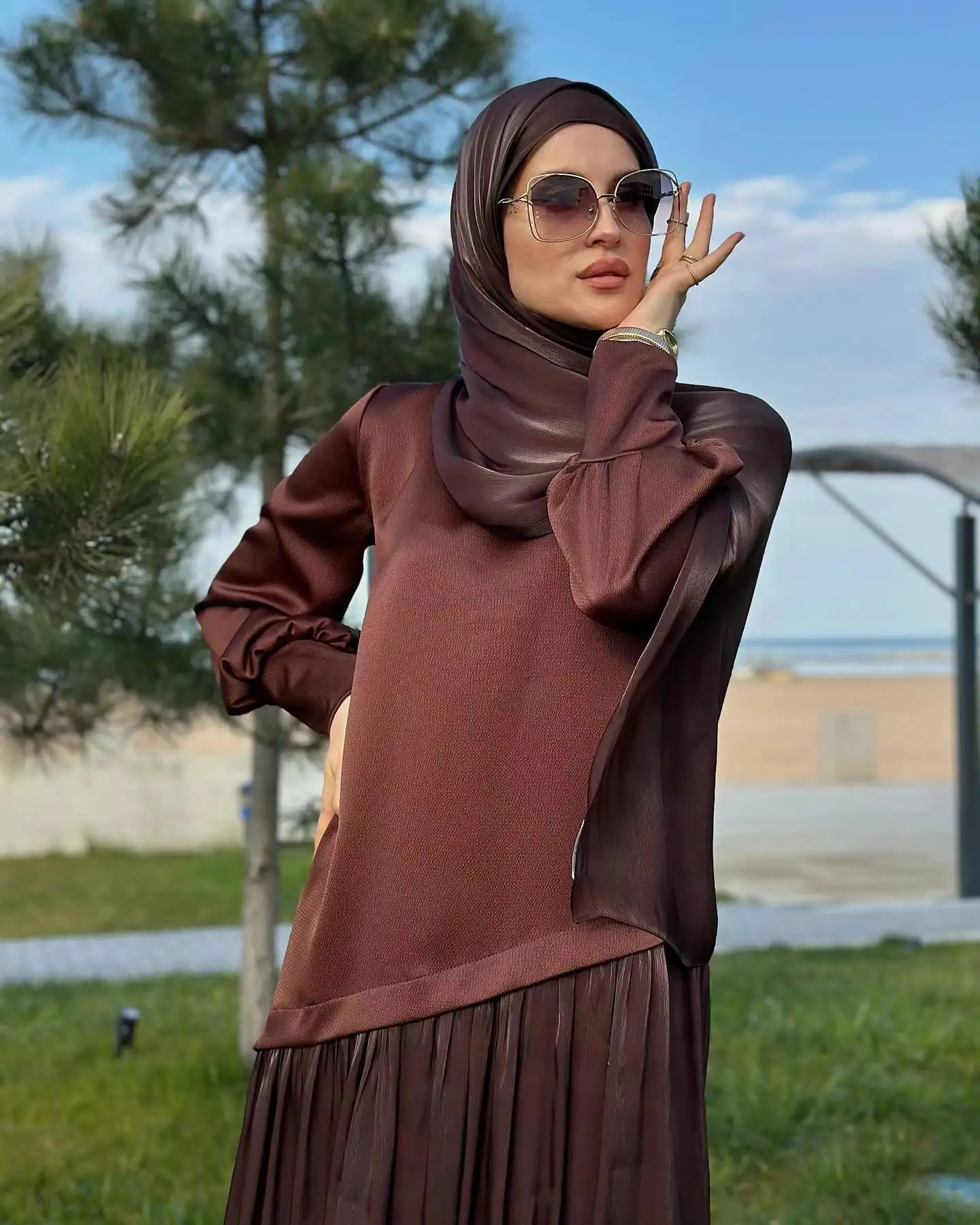 2024 New Luxury Satin Stitching Design Dubai Turkey Abaya Dubai Muslim Women Dresses